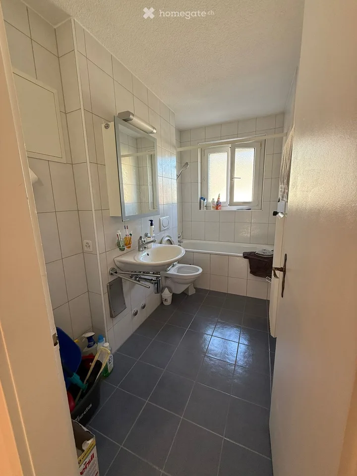 Appartement lumineux 3 1/2 pièces avec balcon à Kriens