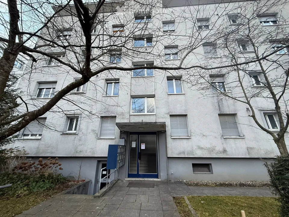 helle 3 1/2-Zimmerwohnung mit Balkon in Kriens