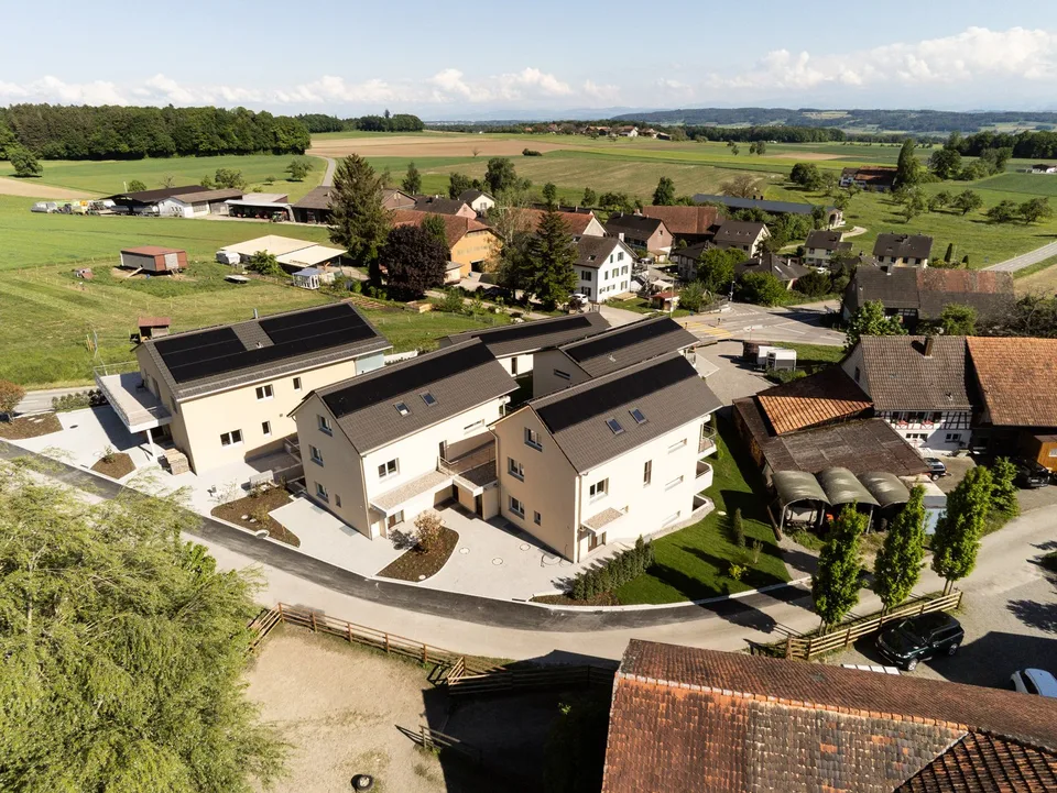 Grosszügiges Neubauhaus mit Einliegerwohnung in Panoramalage – Helsighausen (TG)