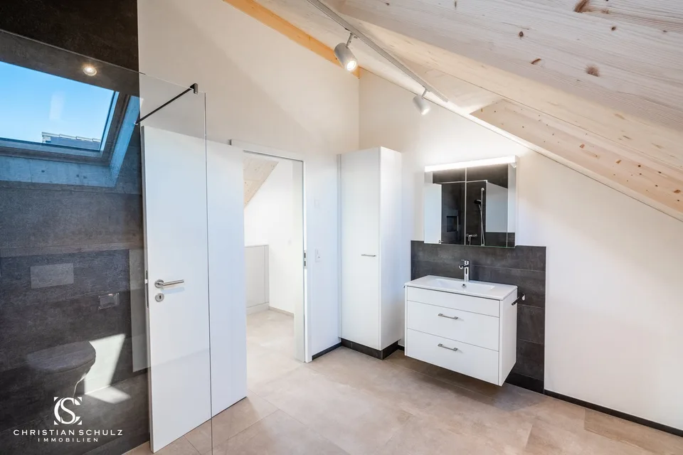 Grosszügiges Neubauhaus mit Einliegerwohnung in Panoramalage – Helsighausen (TG)