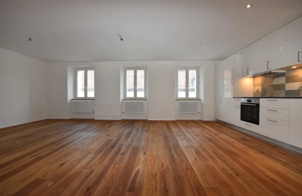 Charmant appartement de 2,5 pièces avec cachet – Proche du temple de l’Abeille