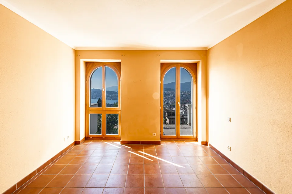 Ca' Rossa | Elegante 3,5 locali affacciato sull'intero Golfo di Lugano – Foto 10 von 13