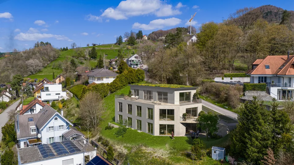 Wohneigentum an sonniger Südwesthanglage mit unverbaubarer Panoramaaussicht