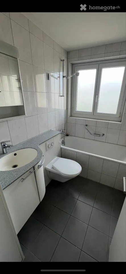 3-zimmer beim Einkaufzentrum Glatt Wallisellen ab sofort