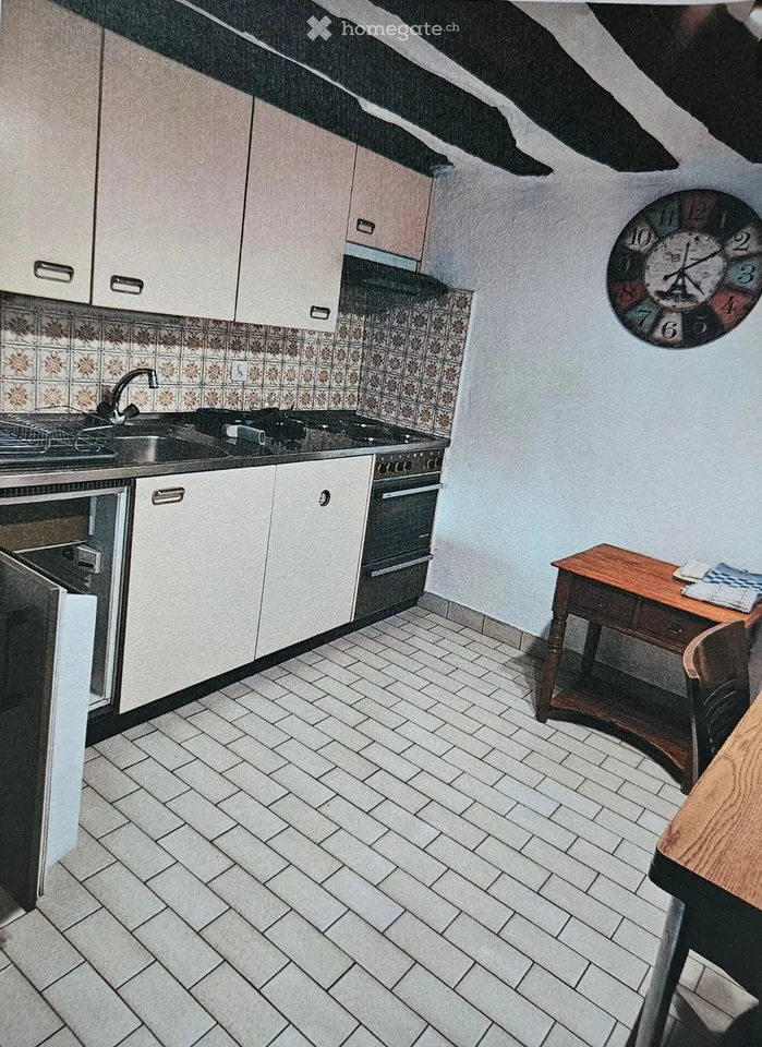 Zu vermieten 1-Zimmer-Wohnung 1/2 in Sierre