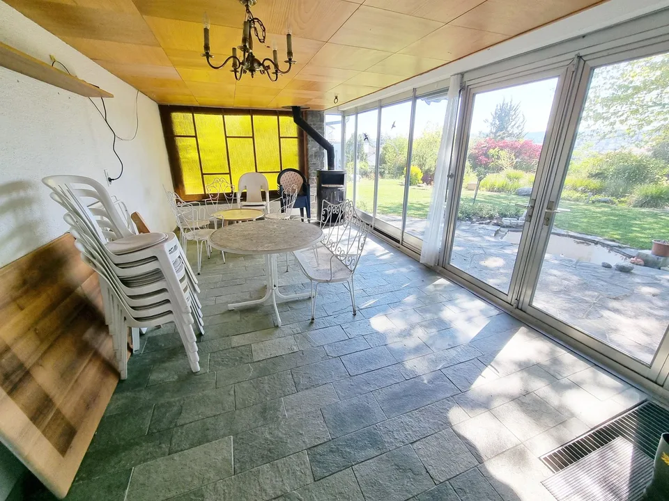8.5-Zimmer-Landhausvilla an bester Aussichtslage mit grossem Garten