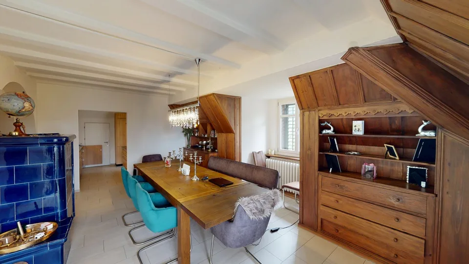 205 m² Wohntraum in ehemaliger Bally-Villa