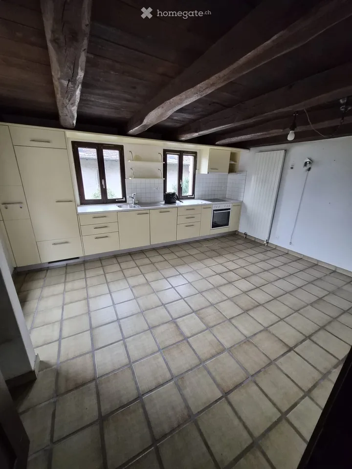 Rustic house with character in Gordola + adjacent rustico