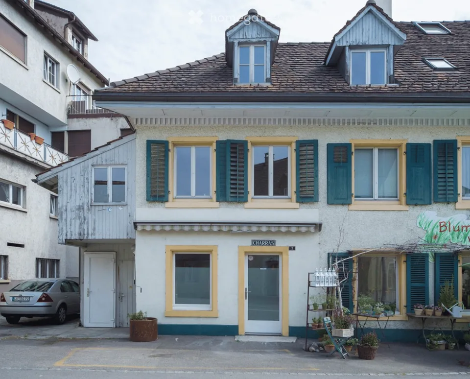 Charmante 5-Zimmer-Dachwohnung im Altbau in Dornach – ab Oktober 2026
