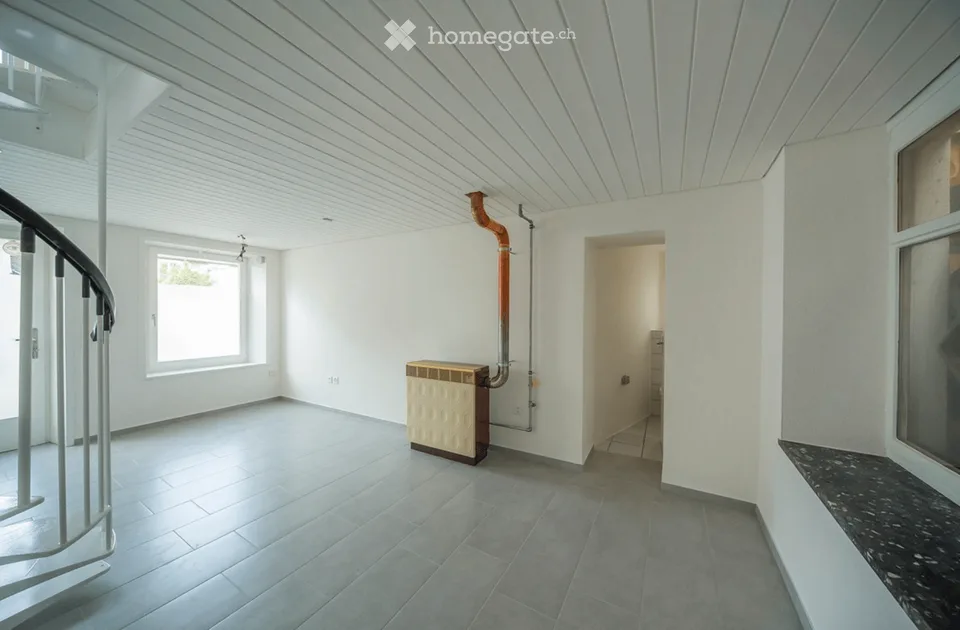 Charmante 5-Zimmer-Dachwohnung im Altbau in Dornach – ab Oktober 2026