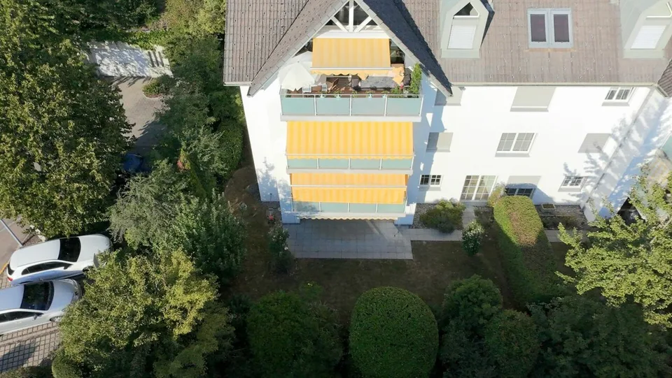 Living like in a single-family home! With private garden