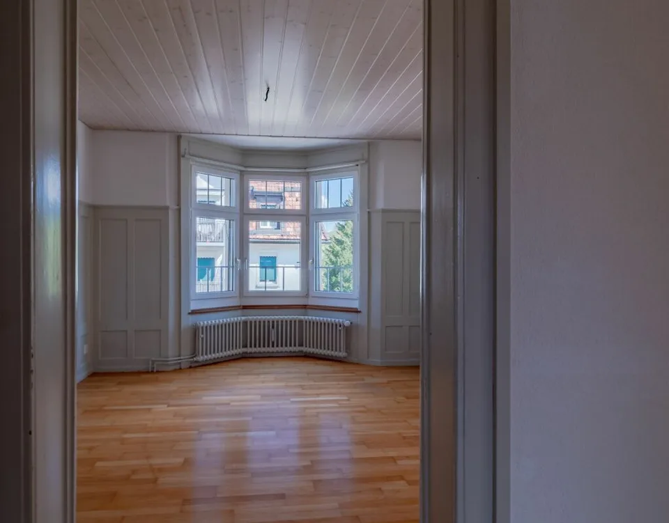 Yesterday was 0815! Unique, modern Art Nouveau apartment seeks new tenants