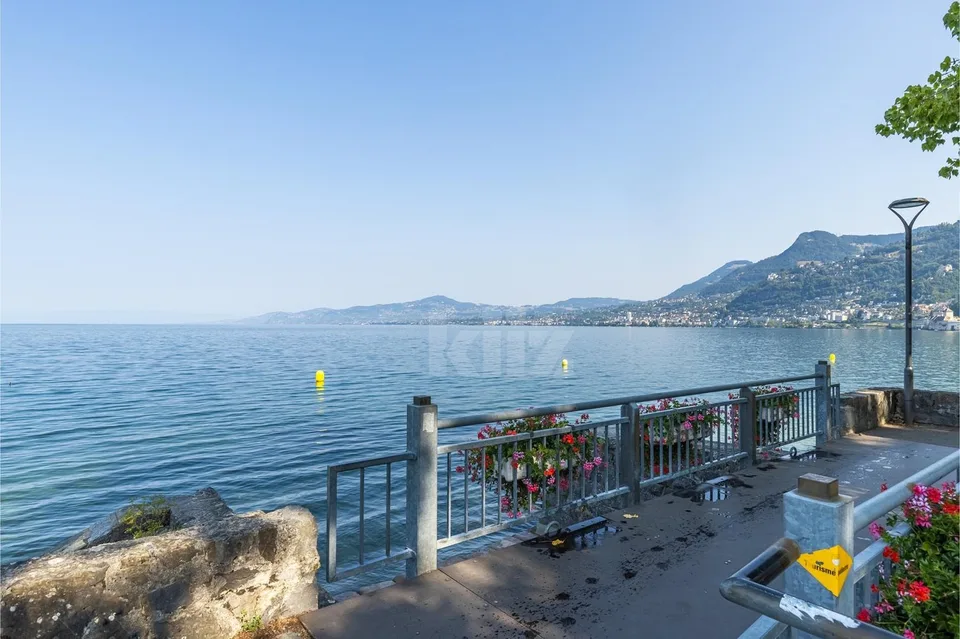 Schönes Apartment direkt am Seeufer mit Zugang zum Strand – Foto 12 von 13