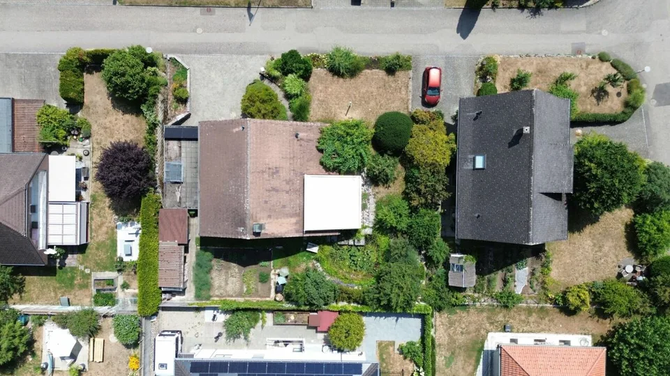 Riservato Affascinante casa unifamiliare di 4,5 locali con giardino progettato con cura – foto 19 di 19