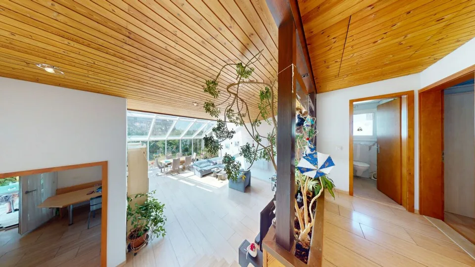 Riservato Affascinante casa unifamiliare di 4,5 locali con giardino progettato con cura – foto 8 di 19