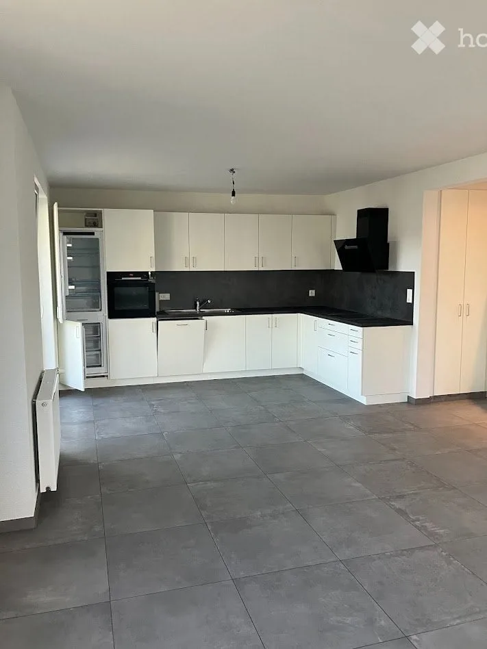 Appartement de 4.5 pces au 3ème avec ascenseur et 2 balcons
