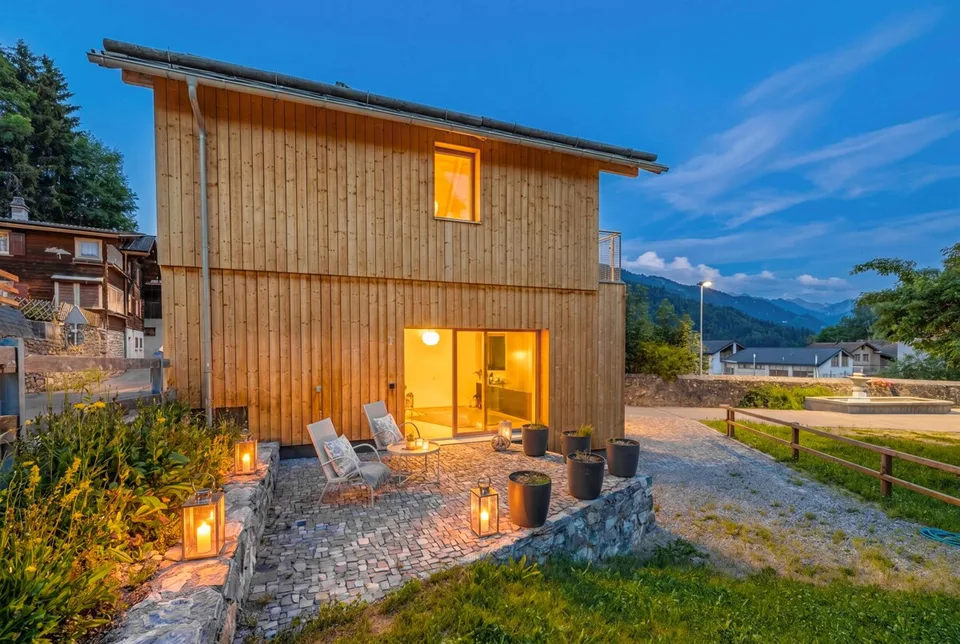 Ferienhaus mit Aussicht und moderner Architektur in Seewis