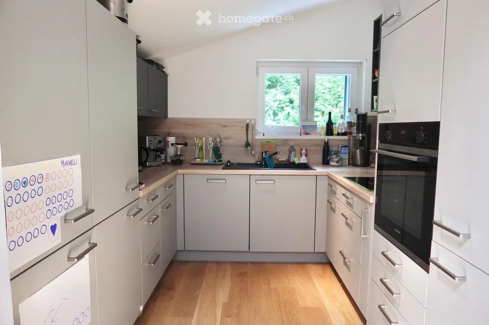 Charmant appartement de 4,5 pièces au dernier étage sur la Sankt Georgen-Strasse à St. Gallen