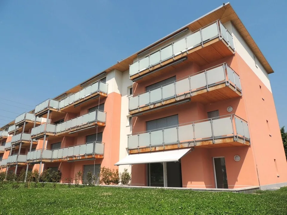 Appartement de 3,5 pièces dans un emplacement stratégique avec jardin – photo 8 sur 8