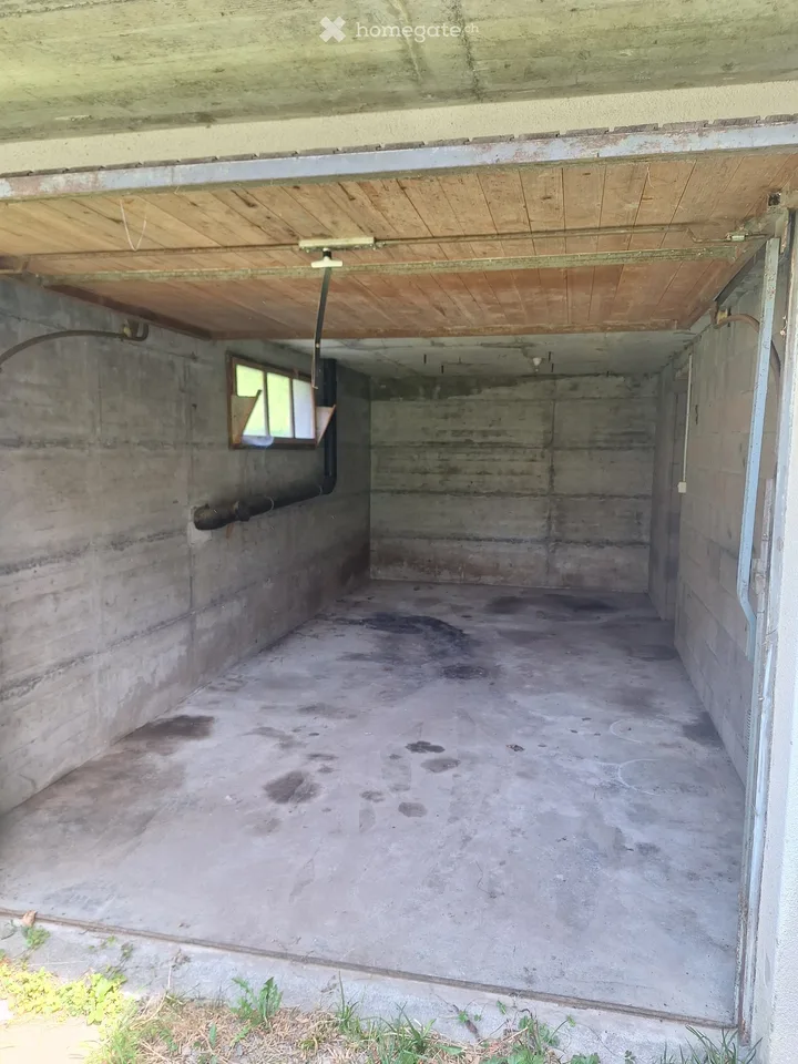 Parking spaces for rent in Muotathal