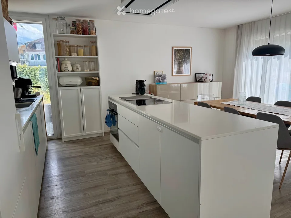 Helle 3.5-Zimmer-Wohnung im EG im Zentrum von Richterswil