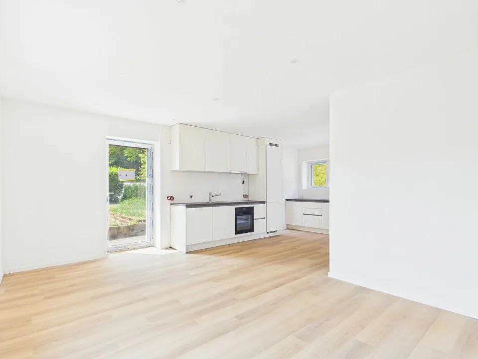 Prima occupazione: Casa unifamiliare completamente ristrutturata con 4,5 stanze, grande giardino e molto spazio