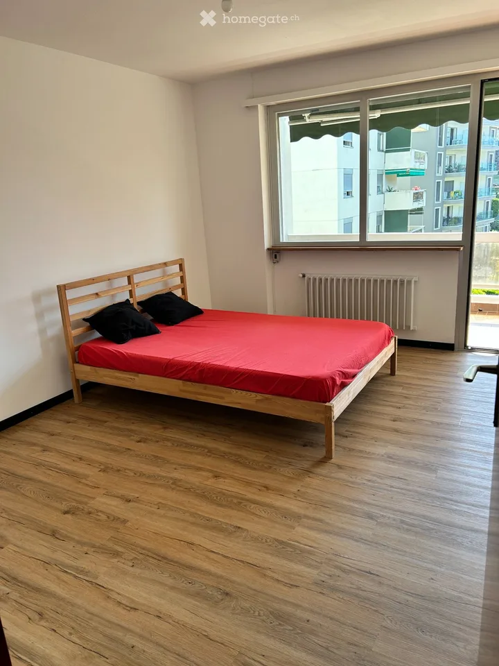 Appartement deux pièces avec grand terrasse et services exclusifs