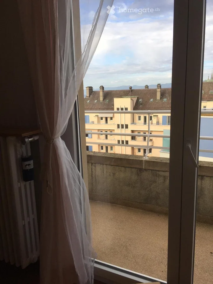 Chambre à sous louer ( fiile uniquement)