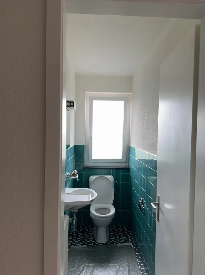 Frisch sanierte, helle und grosse Wohnung in ruhigem Quartier – Foto 9 von 13