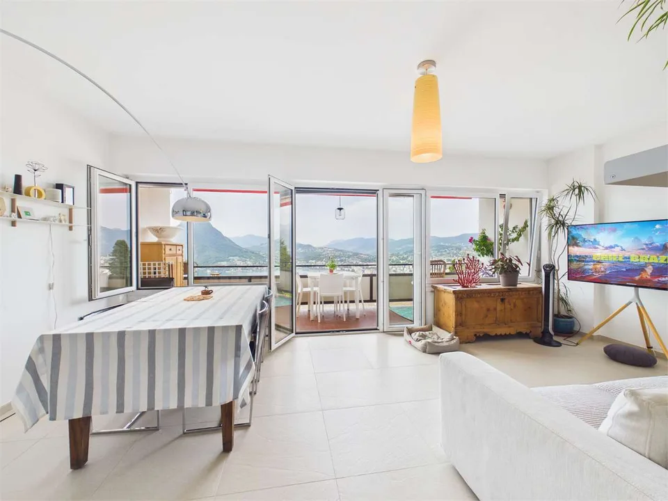 Ruvigliana - 2.5 rooms furnished with Pool and Lake View