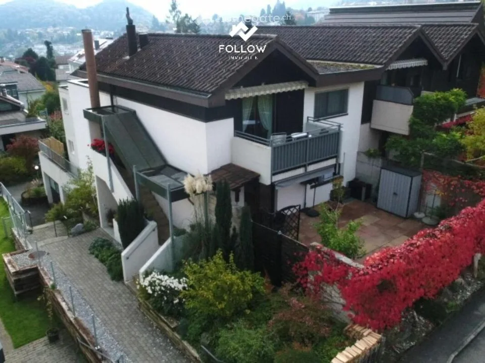 Well-maintained 3.5-room apartment with a view of Lake Thun