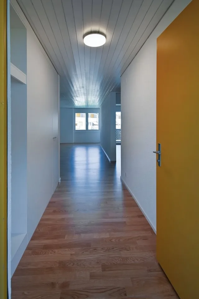La tua nuova casa con posto a sedere in giardino a Strengelbach!