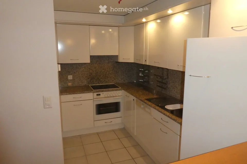 2.5 room apartment with plenty of light and greenery