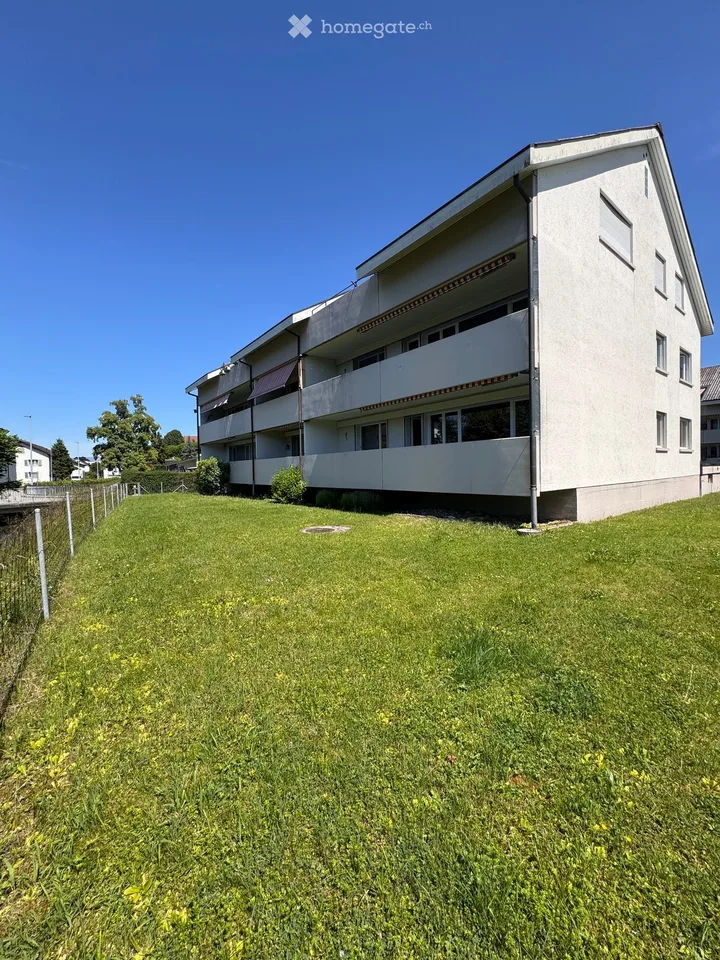 Sonnige, ruhige 4.5-Zimmer-Wohnung im 1. Stock in Kirchberg BE