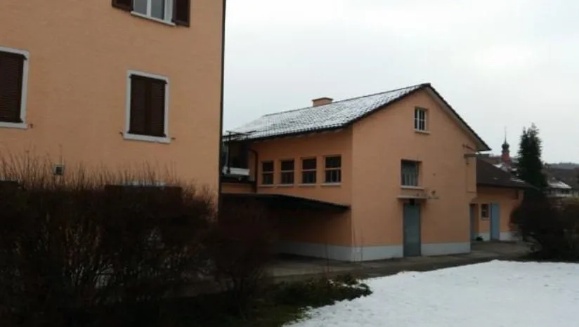 Edificio residenziale con 9 unità e potenziale di costruzione W4
