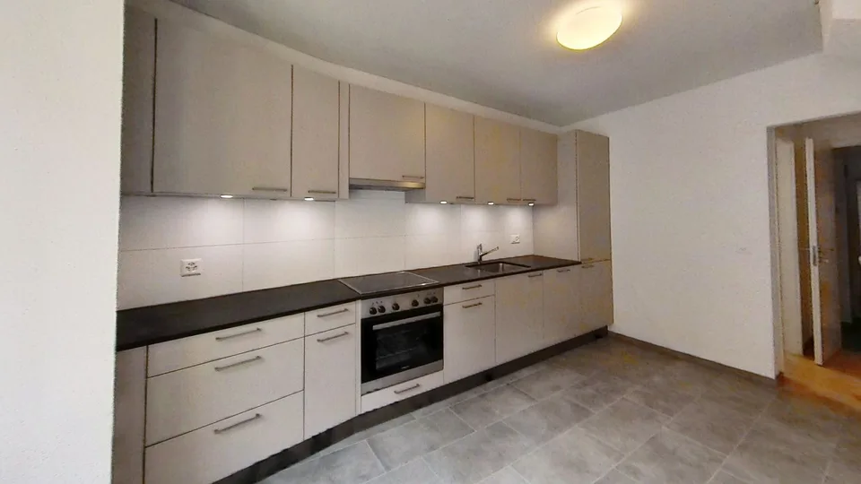 Spacieux 4.0 pièces avec cachet au centre ville