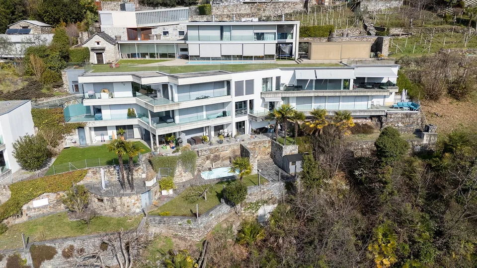 Zweitwohnsitz: Moderne 2,5-Zimmer-Wohnung mit wunderschöner Terrasse und Panoramablick. – Foto 12 von 14