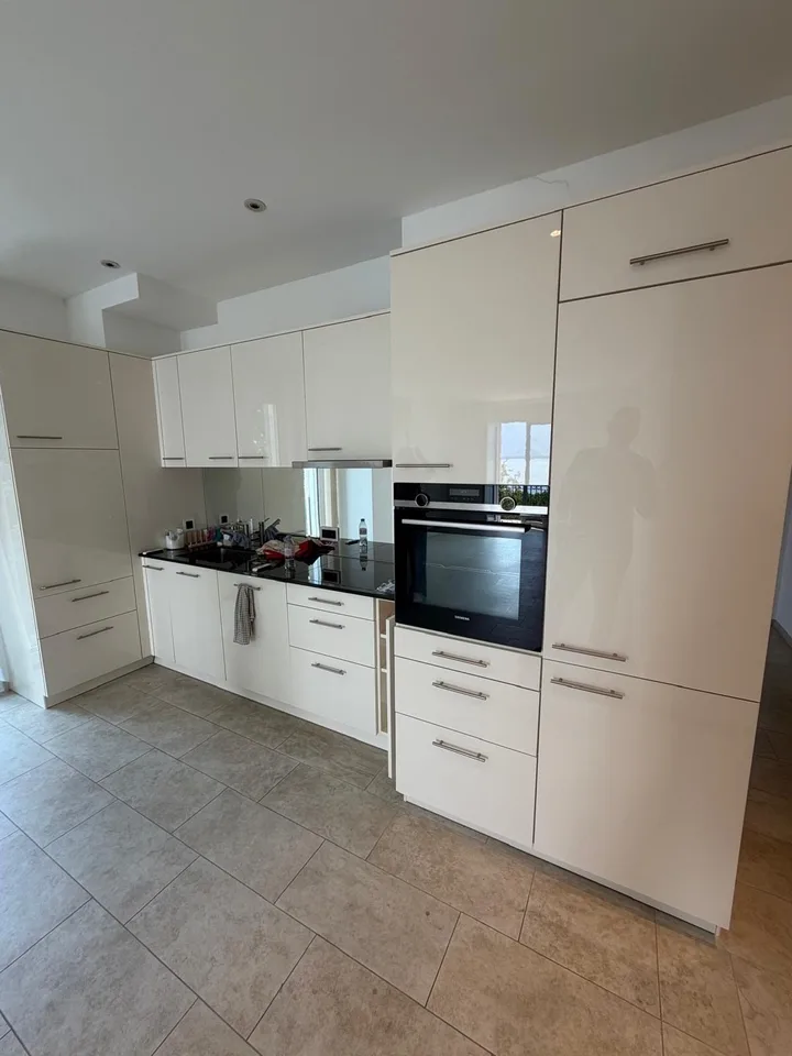 Wohnung mit 3.5 Zimmern und atemberaubendem Blick auf den Genfersee