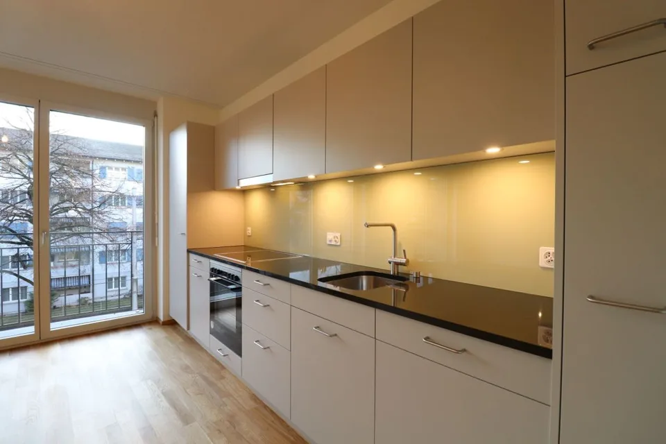 Nähe Weil am Rhein - moderne 4 ½-Zimmerwohnung im 2.OG
