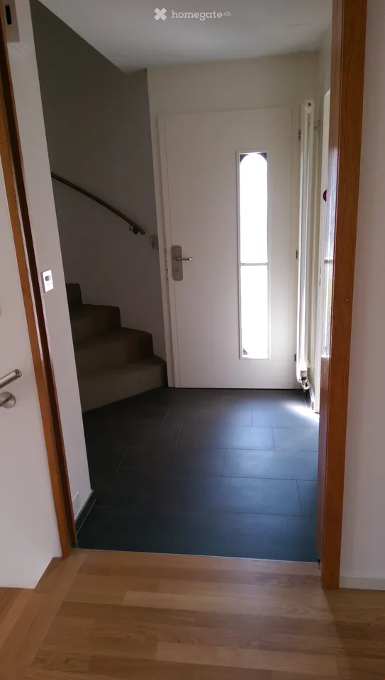 Sunny semi-detached house, renovated in 2017