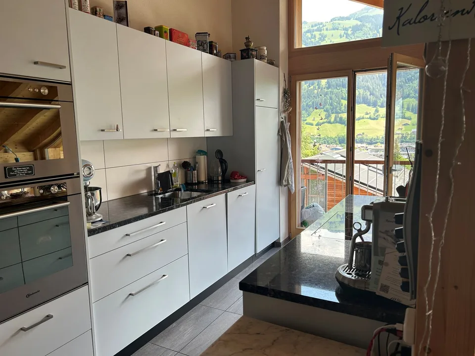 Moderne 4.5 Zimmer - Wohnung mit Blick auf die Kandertaler Bergwelt – Foto 7 von 10