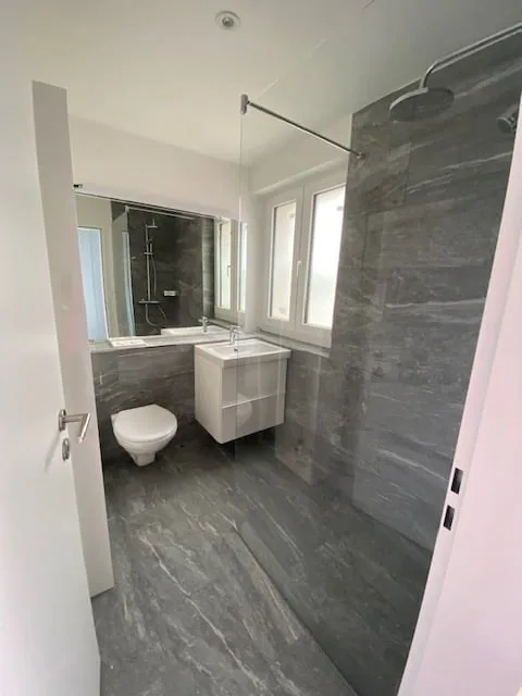 Appartement lumineux 2.5 pièces avec vue sur le lac
