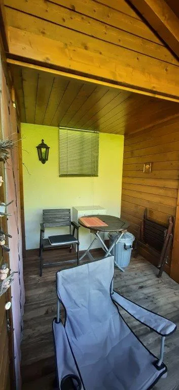 Ruhige 3.5 Zimmer - Wohnung mit Blick auf die Berglandschaft