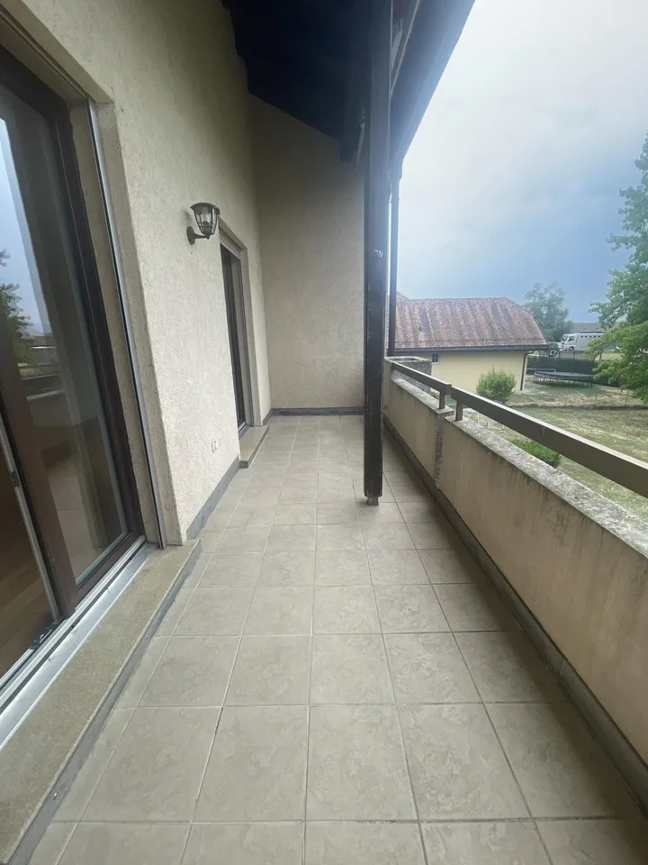 DUPLEX-WOHNUNG - 5 ZIMMER - IN RUHIGER LAGE