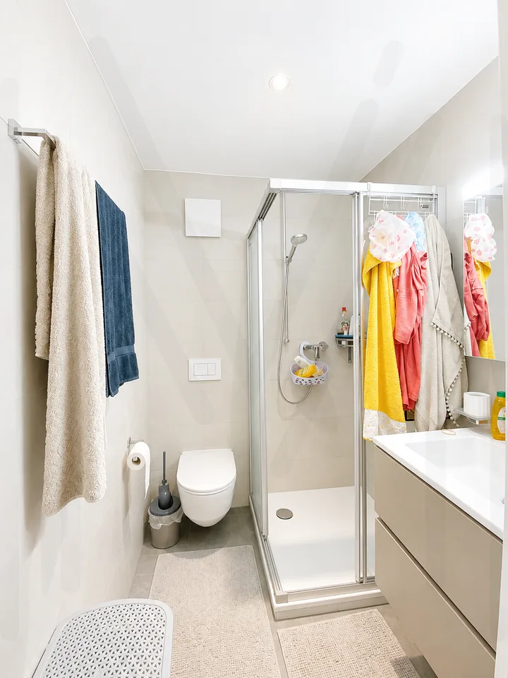 Prächtige 4,5-Zimmer-Wohnung im 1. Stock – Foto 10 von 12