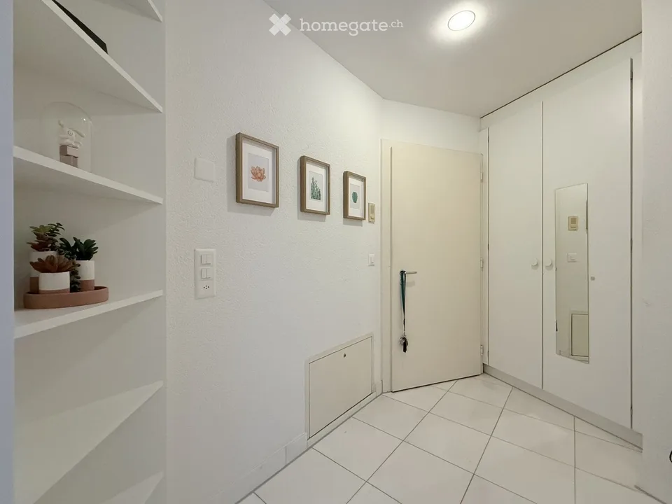 Möblierte 2.5-Zimmer-Wohnung an der Alten Baarerstrasse in Zug