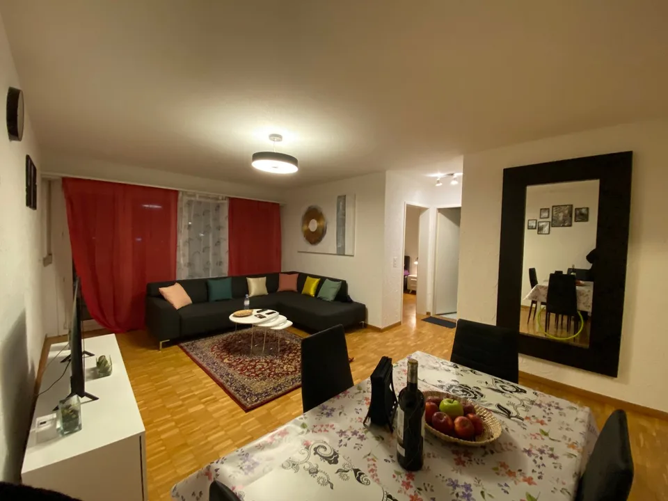 🌇 Fully Furnished 2.5-Room Apartment in Opfikon | Short-Term Rental | Balcony | Private Laundry