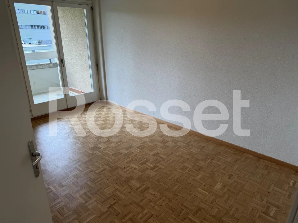 Vier-Zimmer-Wohnung im 5. Stock