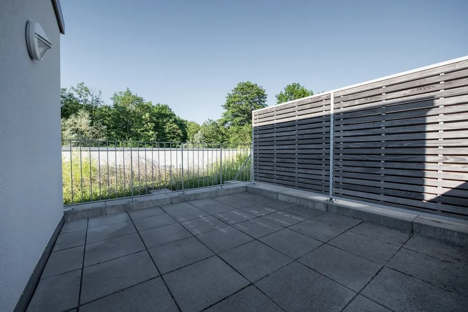 Ampio, moderno, perfettamente posizionato = La tua nuova casa – foto 7 di 12