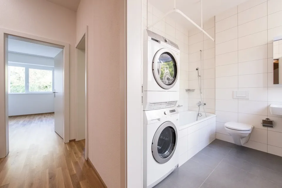 Ampio, moderno, perfettamente posizionato = La tua nuova casa – foto 6 di 12